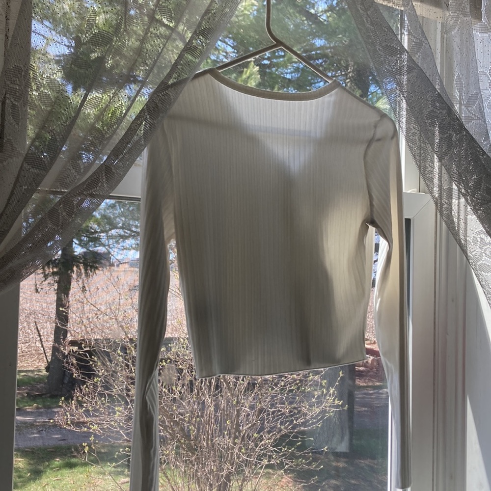 White Ribbed Shirt with Buttons - Picture 6 of 6